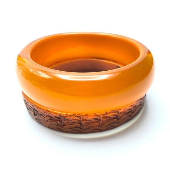 Vintage Orange Crush Bangle Pairing — Carved Resin & Smooth Lucite Bangles - Picture 3 of 12